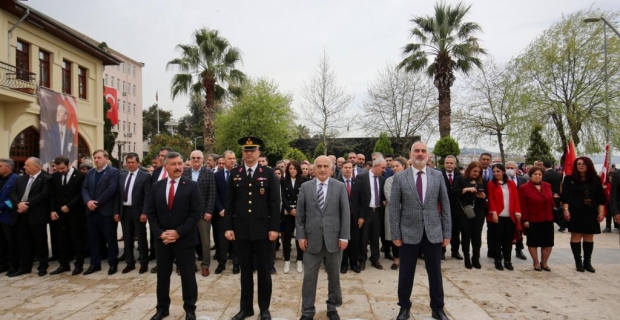23 Nisan Karamürsel'de, resmi törenle kutlandı 