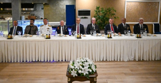 Vali Yavuz, "19 Eylül Gaziler Günü" Yemek Programına Katıldı