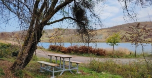 Sipahiler Göleti’ne piknik alanları