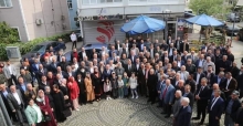 AK Parti’de 12 ilçede 7 milletvekili, 12 belediye başkanlı bayramlaşma